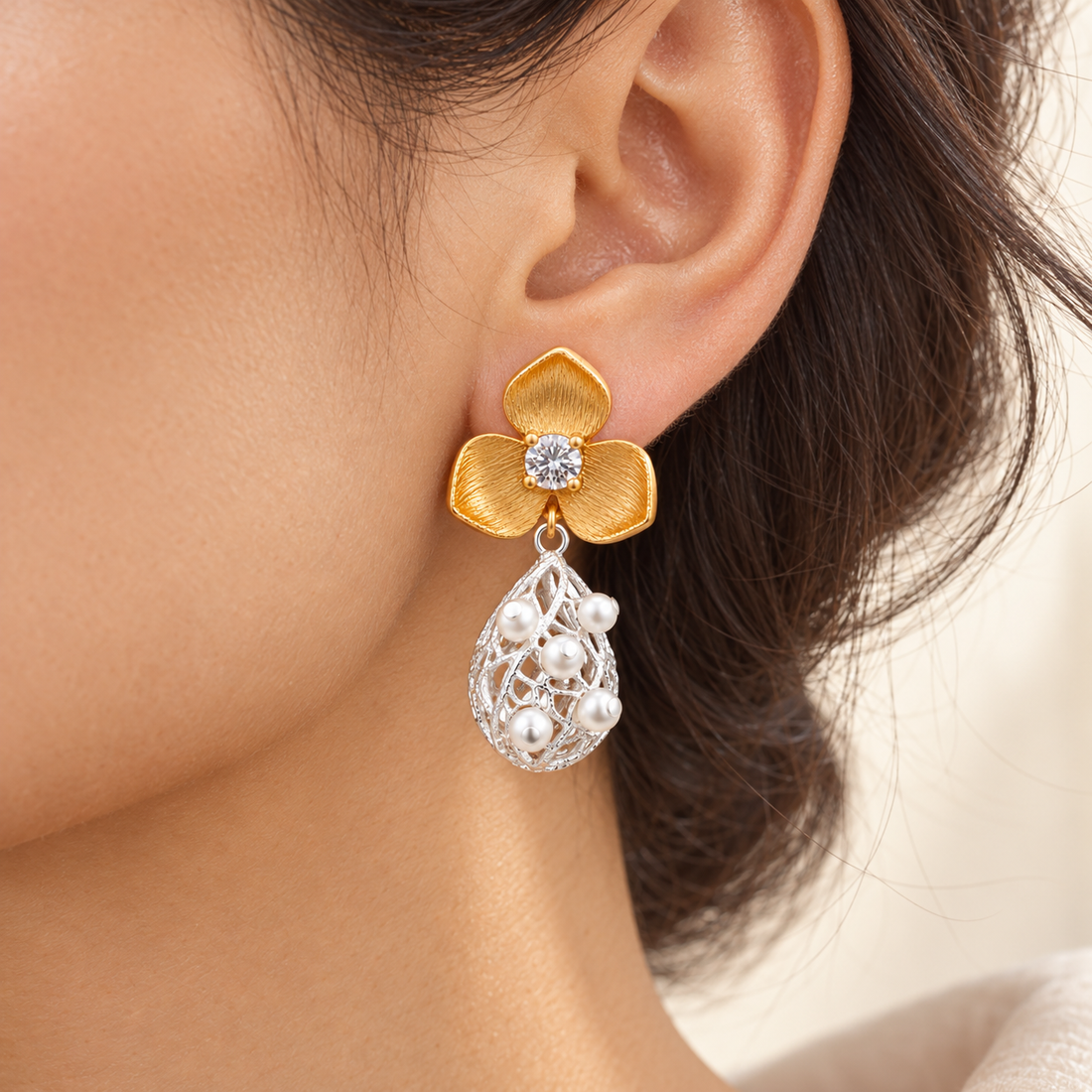 Elegant Bloom Gold Flower Pearl Drop Earrings – Luxury Handmade Floral Stud Earrings with Crystal Stone & Natural Pearl