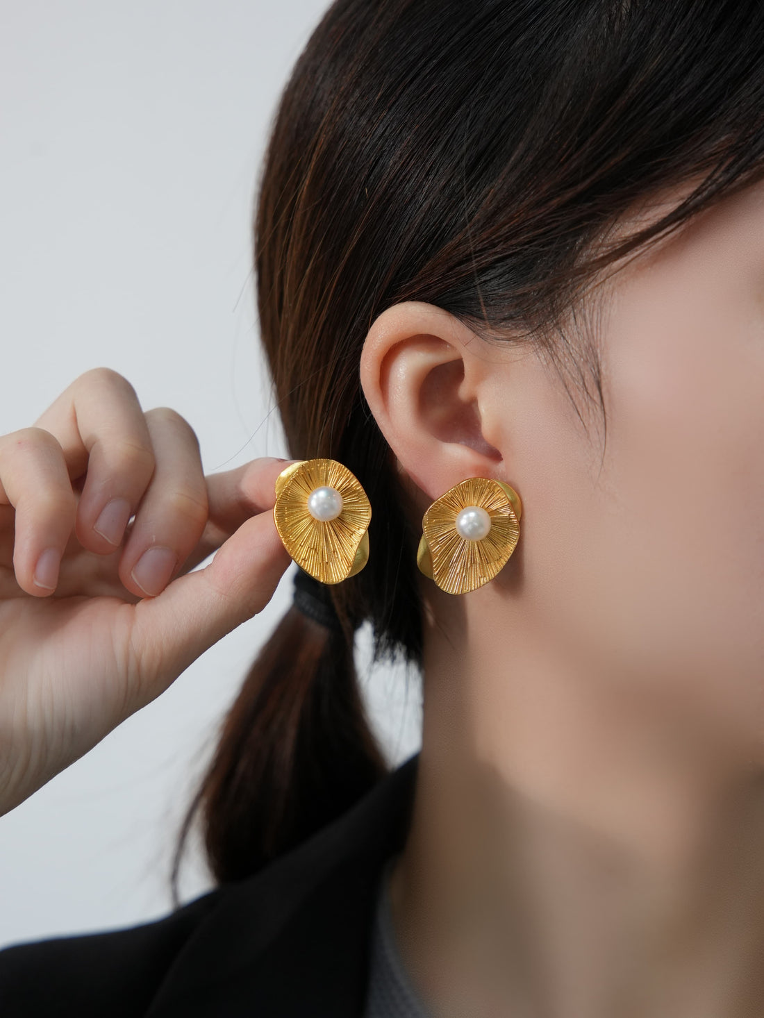 Gold Pearl Stud Earrings for Women – Vintage-Inspired Textured Leaf Shape Earrings – Elegant Statement Jewelry for Work, Weddings, or Gifting